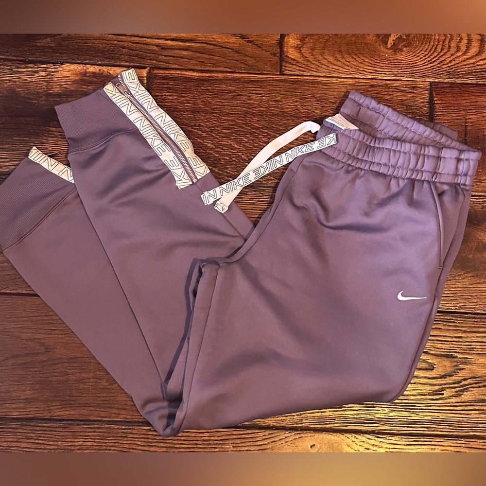 Nike Thermal Fit Pants